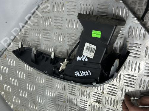 Used Air vent Air vent KIA VENGA (YN) 1.4 CRDi 90 (90 hp) 22113885 22113885