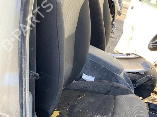 Used Right front seat RENAULT KANGOO Express (FW0/1_) Z.E. (FW0Z, FW1Z) (60 hp) 32122837