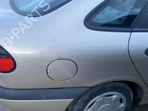 Parafango posteriore destro RENAULT LAGUNA I (B56_, 556_) 1.8 (B56Z) (94 hp) 32241667