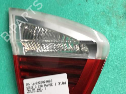 Venstre baglygte bagklap BMW 3 (E90) 318 d (143 hp) 22110645