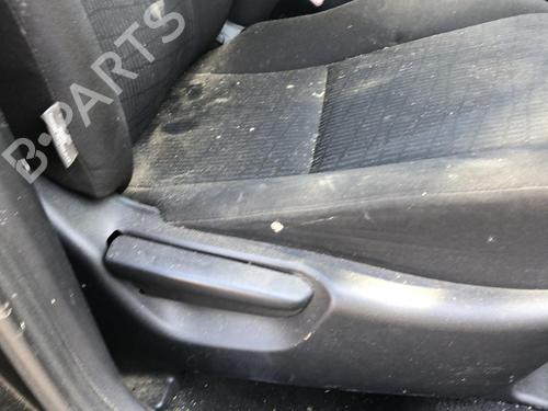 Right front seat TOYOTA AVENSIS Saloon (_T27_) 2.0 D-4D (ADT270_, ADT270R) | BP19912012C16