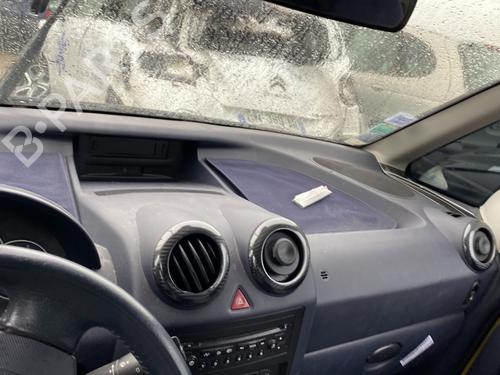 Dashboard PEUGEOT 1007 (KM_) 1.4 HDi | BP31836627C46 - Image 5
