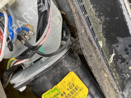 Front wiper motor PEUGEOT 106 II (1A_, 1C_) 1.1 i | BP26457483M29