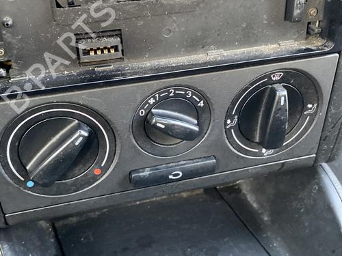 Climate control VW GOLF IV (1J1) 1.9 TDI | BP23933845I5