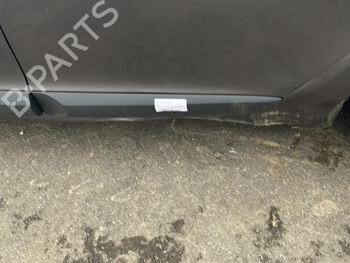 Used Door moulding trim RENAULT MEGANE III Hatchback (BZ0/1_, B3_) 1.5 dCi (BZ09, BZ0D, BZ1W, BZ29, BZ14) (110 hp) 22197604