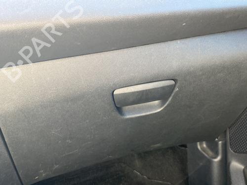 Used Glove box PEUGEOT 208 I (CA_, CC_) 1.6 HDi / BlueHDi 75 (75 hp) 28974278