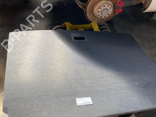 Fundo do compartimento da mala Fundo do compartimento da mala VW GOLF VII (5G1, BQ1, BE1, BE2) 2.0 GTD (184 hp) 34227728 34227728