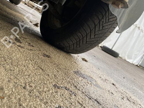 Used Left front steering knuckle Left front steering knuckle PEUGEOT PARTNER Box Body/MPV 1.6 HDi (75 hp) 30885721 30885721