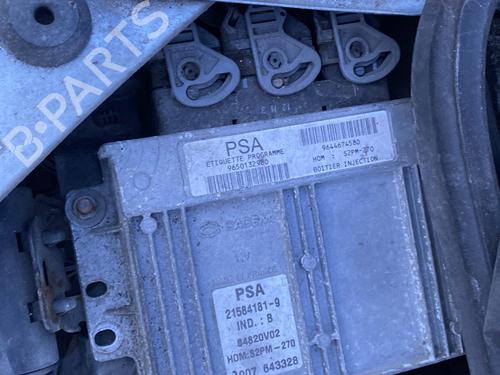 Used Engine control unit (ECU) PEUGEOT 206 Hatchback (2A/C) 1.1 i (60 hp) 30305734