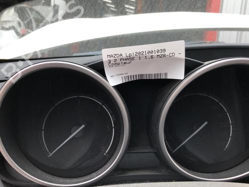 Used Instrument cluster MAZDA 3 Saloon (BK) [1999-2009]  22112242