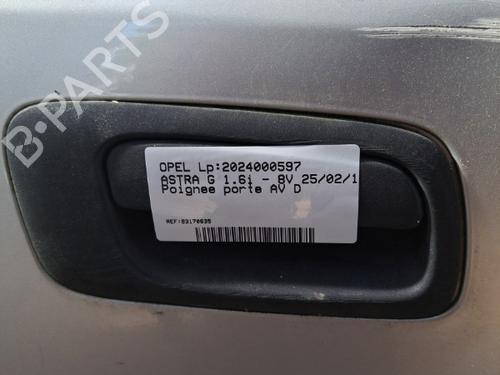 Used Front right exterior door handle OPEL ASTRA F Hatchback (T92) [1991-2000]  22126257
