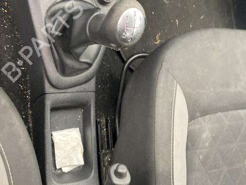 Console central DACIA SANDERO II 1.5 dCi (90 hp) 32045281