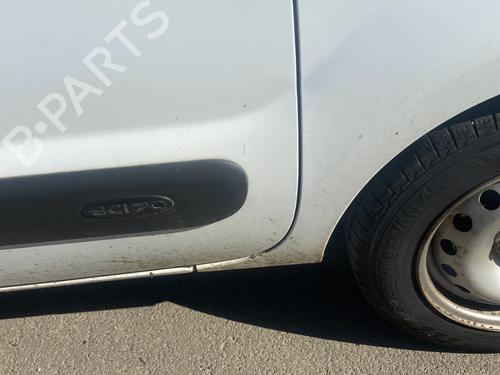 Used Right front fenders RENAULT KANGOO Express (FC0/1_) [1997-2025]  27517911