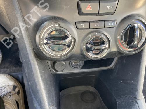 Climate control PEUGEOT 208 I (CA_, CC_) 1.4 HDi | BP25001305I5