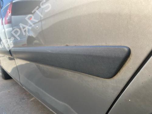 door-moulding-trim-skoda-fabia-ii-combi-545-2007-2008-2009-2010-2011-2012-2013-2014-38228478 main image