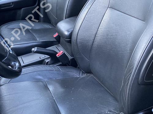 Siège avant gauche SUZUKI GRAND VITARA II (JT, TE, TD) 1.9 DDiS All-wheel Drive (JT419, TD44, JB419WD, JB419XD,... (129 hp) 31908909