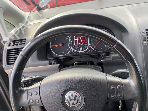 Used Steering wheel VW TOURAN (1T1, 1T2) 1.9 TDI (105 hp) 28597909
