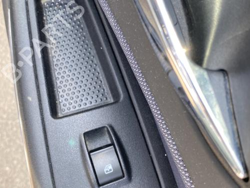 Used Right front window switch Right front window switch FIAT BRAVO II (198_) 1.6 D Multijet (198AXL1B) (120 hp) 26557512 26557512