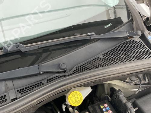 Used Front wiper motor PEUGEOT 208 I (CA_, CC_) 1.6 HDi / BlueHDi 75 (75 hp) 30760550