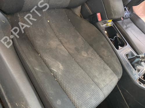 Right front seat VW PASSAT B6 Variant (3C5) 1.9 TDI | BP38273682C16 - Image 2