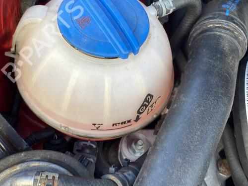 Ekpansionstank VW FOX Hatchback (5Z1, 5Z3, 5Z4) 1.4 TDI (70 hp) 31647343