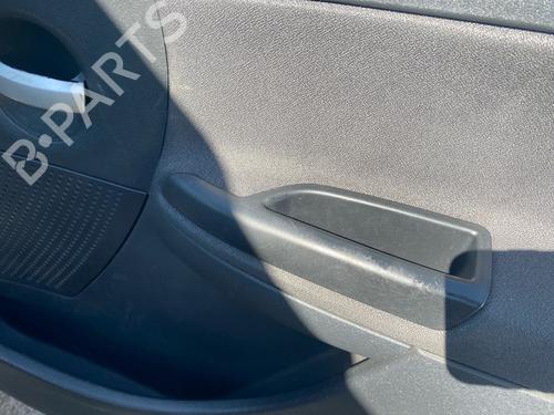 Høyre frontpanel Høyre frontpanel CITROËN C3 I (FC_, FN_) [2002-2013] 37008518 37008518
