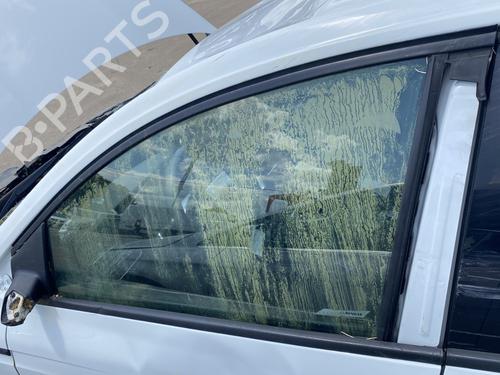 Używane Szyba drzwi przednich lewych RENAULT MEGANE IV Hatchback (B9A/M/N_) 1.5 dCi 110 (B9A3) (110 hp) 26685887