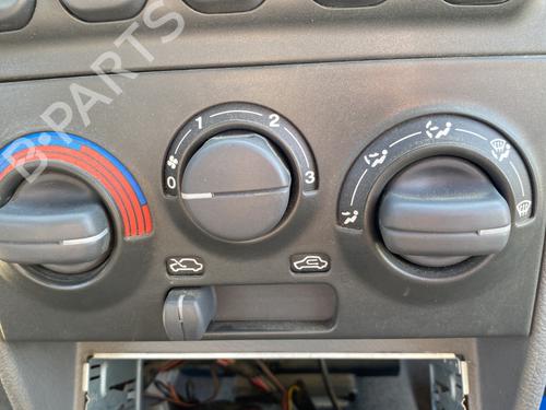 Climate control FIAT PUNTO (176_) 60 1.2 (176AP, 176AR, 176AQ, 176BB) | BP27389711I5