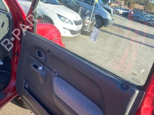 Used Front right window mechanism Front right window mechanism SUZUKI JIMNY Closed Off-Road Vehicle (SN) 1.3 16V 4WD (SN413, JB33) (80 hp) 39702768 39702768