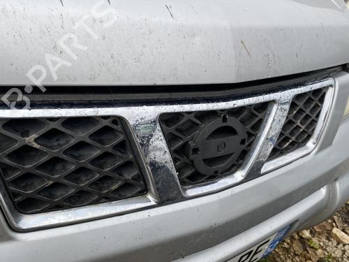 Grill NISSAN X-TRAIL I (T30) 2.2 Di 4x4 (114 hp) 31981242