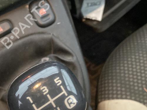 Used Shift knob FIAT PANDA (312_, 319_) 1.3 D Multijet 4x4 (312PXL1A) (75 hp) 31129157