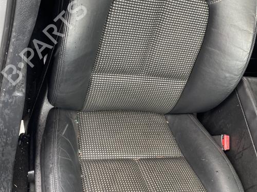 Right front seat PEUGEOT 407 (6D_) 2.0 HDi 135 (6DRHRH, 6DRHRE, 6DRHRG, 6DRHRJ) | BP29191618C16 
