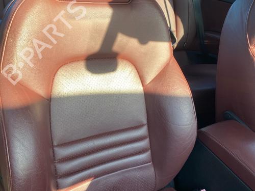 Used Right front seat Right front seat PEUGEOT 407 Coupe (6C_) 2.2 16V (163 hp) 40530377 40530377