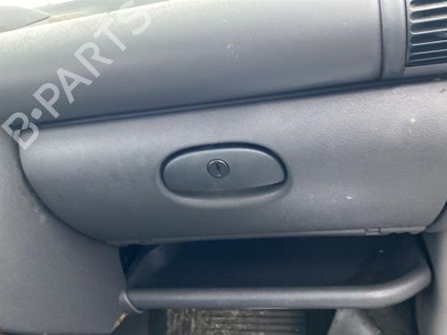 Vano posta oggetti OPEL CORSA B (S93) 1.5 D (F08, F68, M68) (50 hp) 30452985