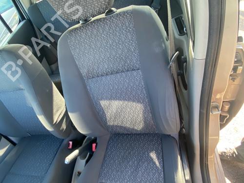 Used Left front seat Left front seat RENAULT MODUS / GRAND MODUS (F/JP0_) 1.5 dCi (FP0D, JP0D) (82 hp) 40530313 40530313