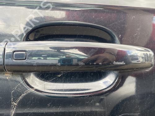 front-right-exterior-door-handle-audi-a4-b8-avant-8k5-2007-2008-2009-2010-2011-2012-2013-2014-2015-2016-2017-27540287 main image