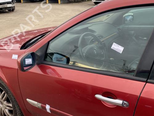 Used Left front door RENAULT LAGUNA II (BG0/1_) 1.9 dCi (BG1A, BG1W, BG0G) (110 hp) 30963038