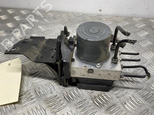 Used ABS pump VW POLO VI (AW1, BZ1, AE1) 1.0 (65 hp) 26429695