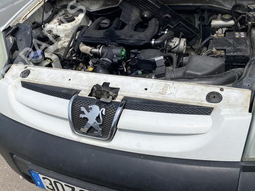 Used Grille PEUGEOT PARTNER Box Body/MPV (5_, G_) 1.9 D (69 hp) 26577223
