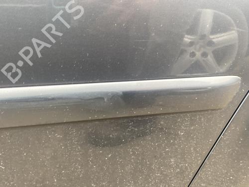 door-moulding-trim-audi-a4-b6-8e2-2000-2001-2002-2003-2004-2005-27890847 main image