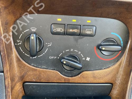 Used Climate control Climate control PEUGEOT 307 (3A/C) 1.6 16V (109 hp) 33553500 33553500