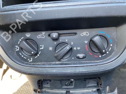 mando-climatizador-citroen-c3-pluriel-hb_-2003-37501341 main image