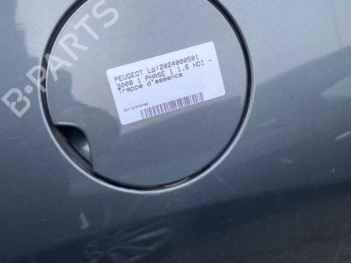 Używane Klapa wlewu paliwa PEUGEOT 3008 I MPV (0U_) 1.6 HDi (112 hp) 22200248