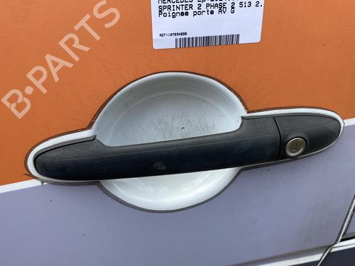 Used Front left exterior door handle MERCEDES-BENZ SPRINTER 5-t Platform/Chassis (B906) 513 CDI (906.155, 906.253, 906.255, 906.153) (129 hp) 26580927