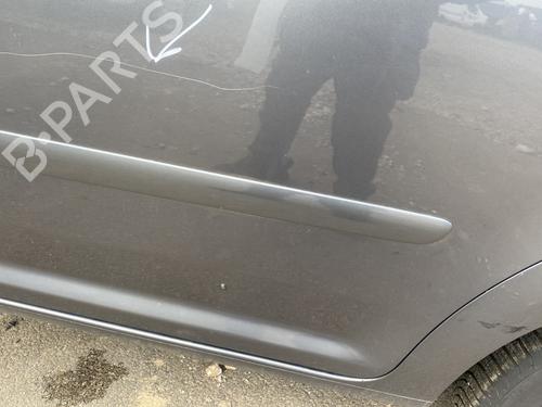door-moulding-trim-vw-touran-1t1-1t2-2003-2004-2005-2006-2007-2008-2009-2010-2011-28589277 main image