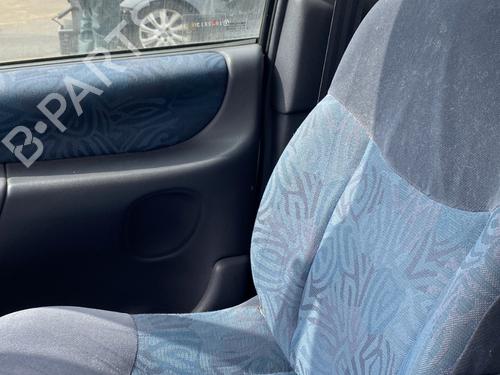 Used Right front seat Right front seat RENAULT ESPACE III (JE0_) 2.2 12V TD (JE0E, JE0H, JE0P) (113 hp) 26457534 26457534