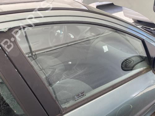 Dør rude højre foran PEUGEOT 206 Hatchback (2A/C) 1.1 i (60 hp) 26881885