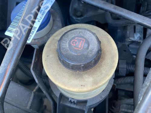 Used Power steering reservoir Power steering reservoir PEUGEOT 807 (EB_) 2.2 HDi (128 hp) 39244908 39244908