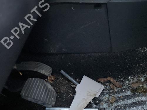 Used Pedal CITROËN C3 II (SC_) 1.4 (73 hp) 32174038