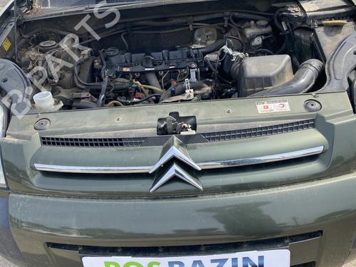 Used Grille CITROËN BERLINGO / BERLINGO FIRST Box Body/MPV (M_) 2.0 HDI 90 (MBRHY, MCRHY) (90 hp) 26020765